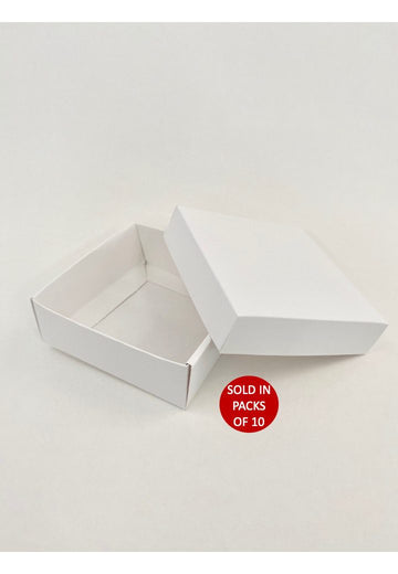 White gift box base and lid for trinkets